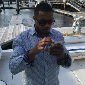 Meet your Posher, Aaron